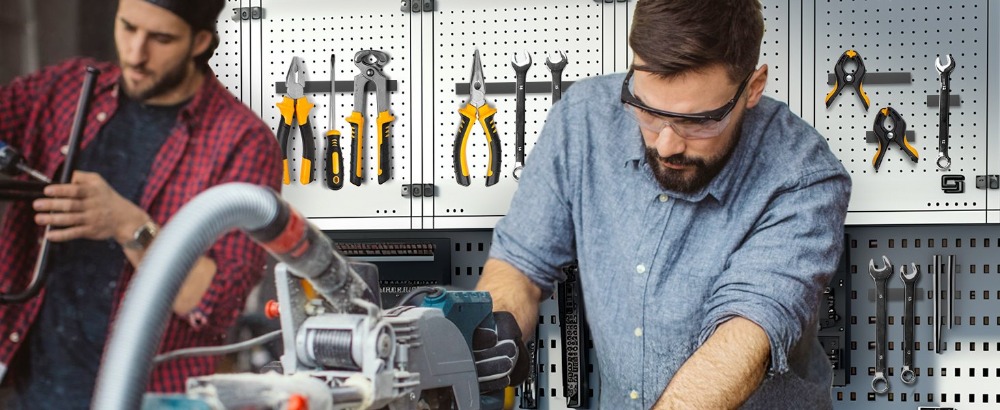 Rubber Magnetic Sticker Application